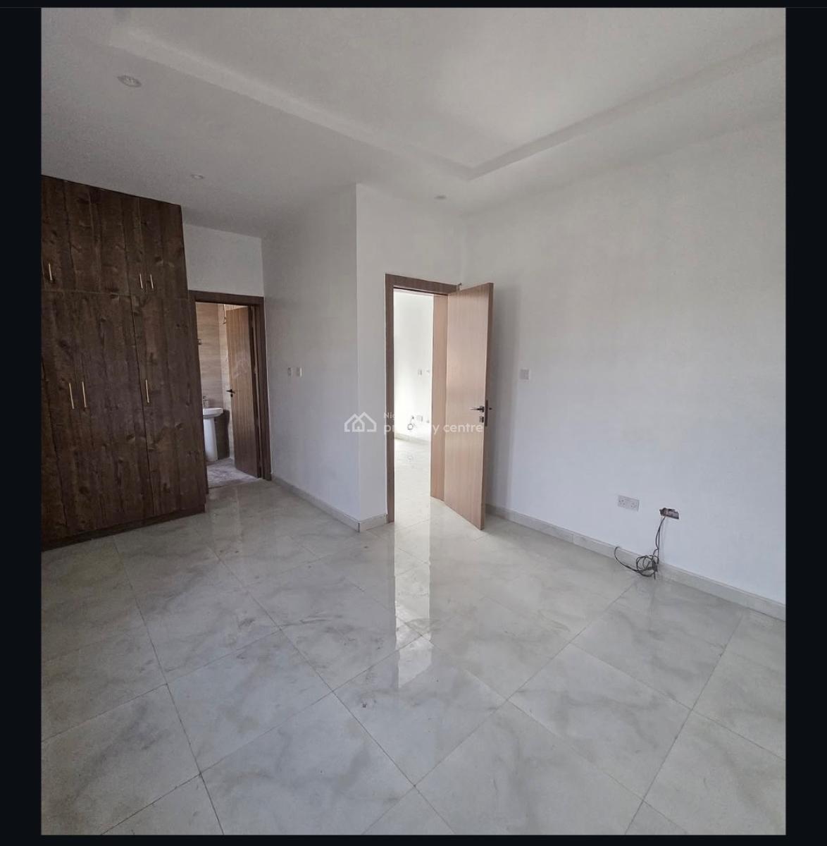 3 Bedroom House with a Bq, Magodo, Gra Phase 2, Magodo, Lagos, Detached Duplex for Sale