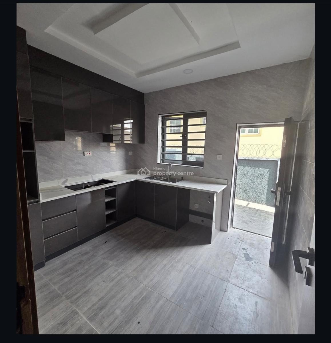 3 Bedroom House with a Bq, Magodo, Gra Phase 2, Magodo, Lagos, Detached Duplex for Sale