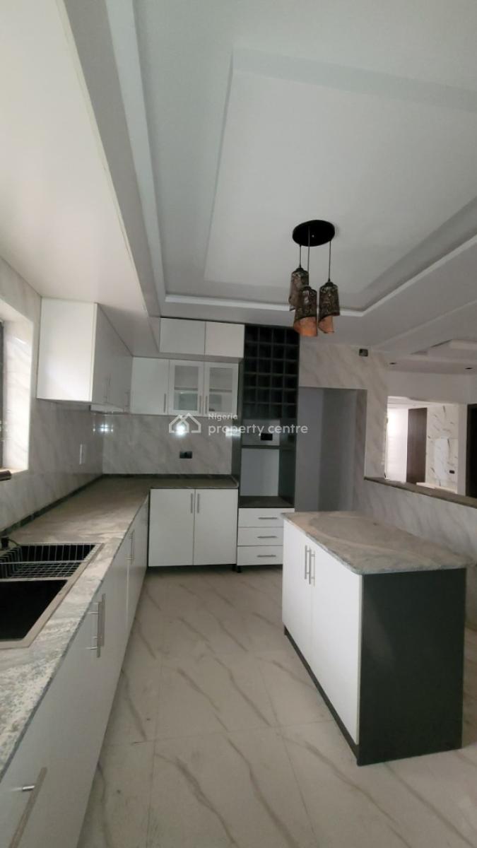 a Well-finished 4-bedroom Fully Detached Duplex with a Basement Garage, Palm Garden Estate, Oluyole Estate, Ibadan, Oyo, Detached Duplex for Sale