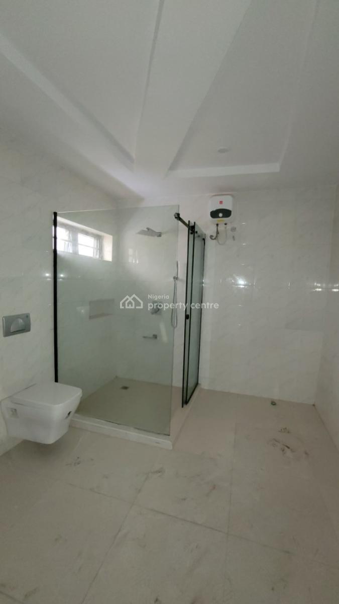 a Well-finished 4-bedroom Fully Detached Duplex with a Basement Garage, Palm Garden Estate, Oluyole Estate, Ibadan, Oyo, Detached Duplex for Sale