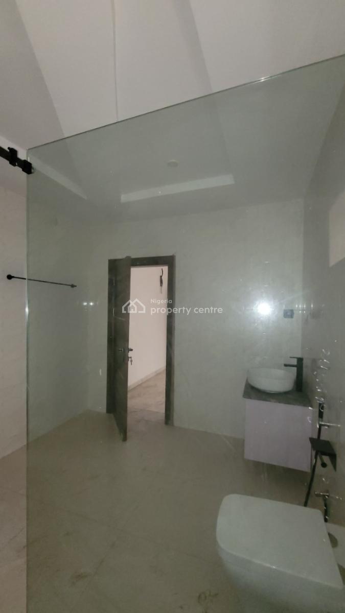 a Well-finished 4-bedroom Fully Detached Duplex with a Basement Garage, Palm Garden Estate, Oluyole Estate, Ibadan, Oyo, Detached Duplex for Sale