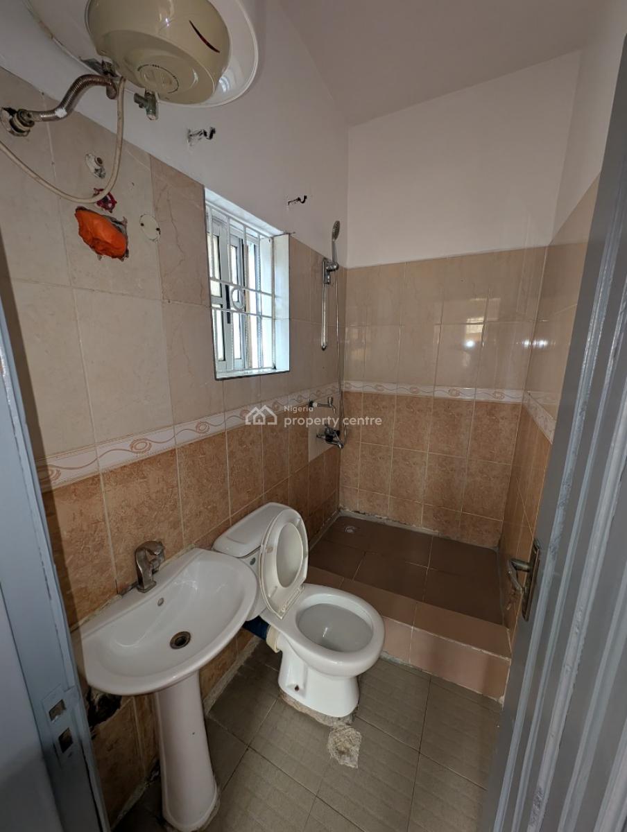 Luxury 2 Bedroom Ensuite Apartment with Pop & Fitted Kitchen, Alpha Beach Road, Igbo Efon, Lekki, Lagos, Flat / Apartment for Sale