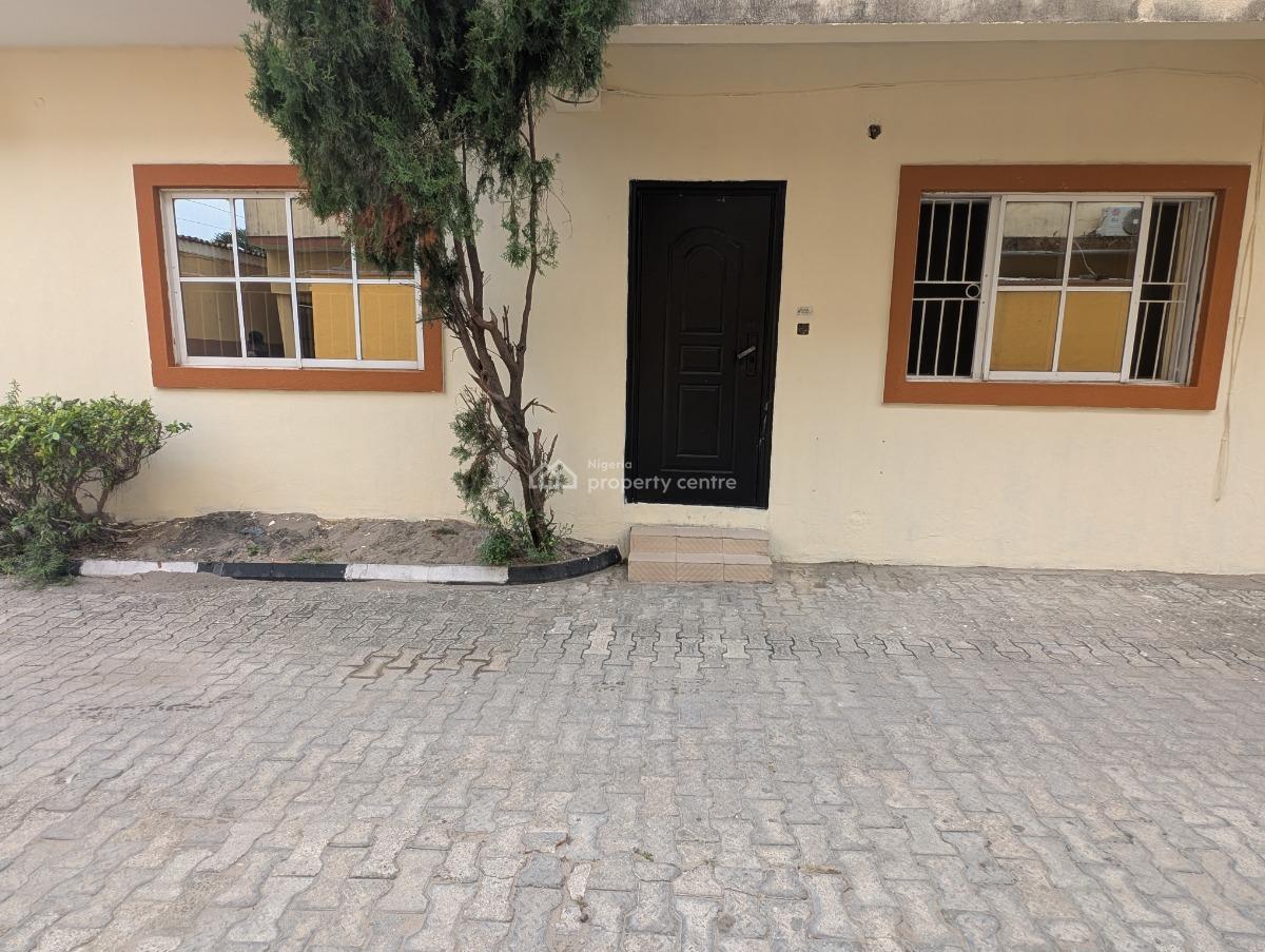 Luxury 2 Bedroom Ensuite Apartment with Pop & Fitted Kitchen, Alpha Beach Road, Igbo Efon, Lekki, Lagos, Flat / Apartment for Sale
