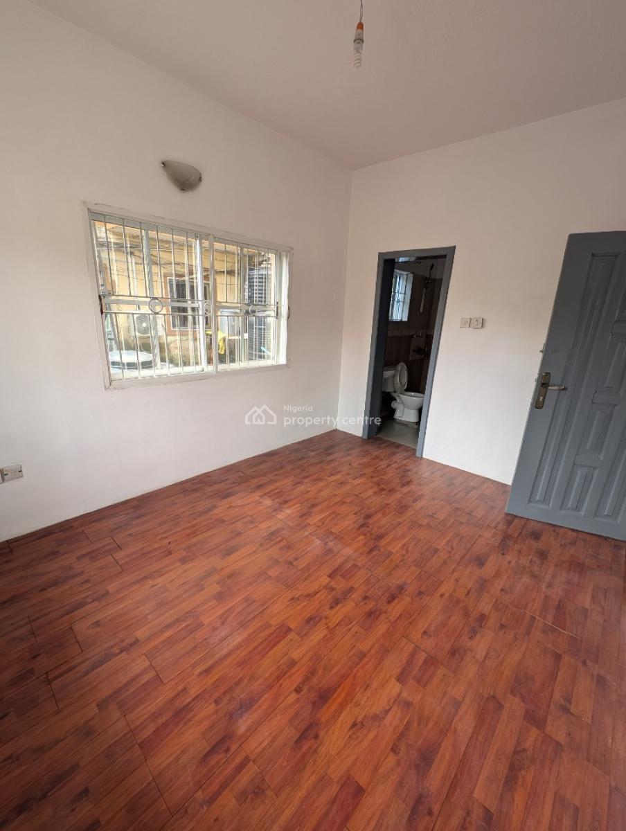 Luxury 2 Bedroom Ensuite Apartment with Pop & Fitted Kitchen, Alpha Beach Road, Igbo Efon, Lekki, Lagos, Flat / Apartment for Sale