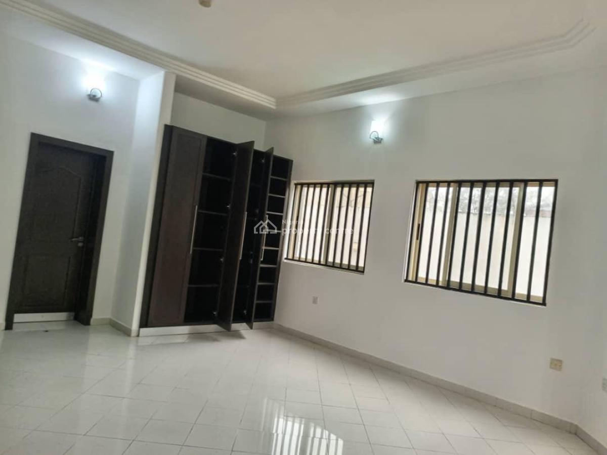 Luxury 3 Bedroom Apartment  with a Room Bq (1st Floor), Lekki Phase 1, Lekki, Lagos, Flat / Apartment for Rent