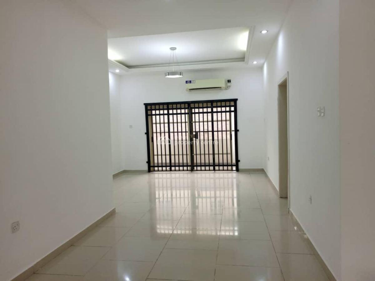 Luxury 3 Bedroom Apartment  with a Room Bq (1st Floor), Lekki Phase 1, Lekki, Lagos, Flat / Apartment for Rent