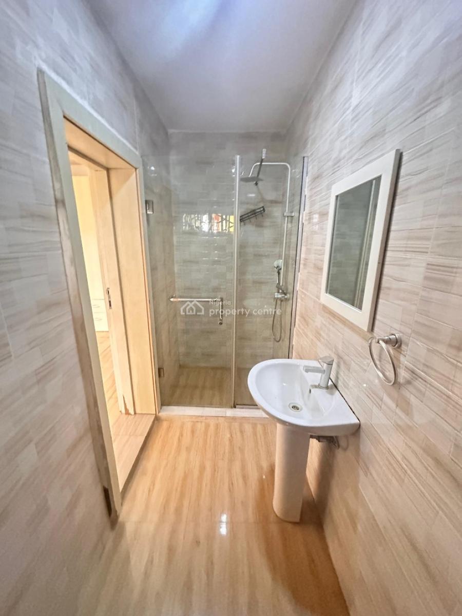 Lovely 3 Bedroom Apartment, Chevron Drive, Lekki Phase 2, Lekki, Lagos, Flat / Apartment for Rent