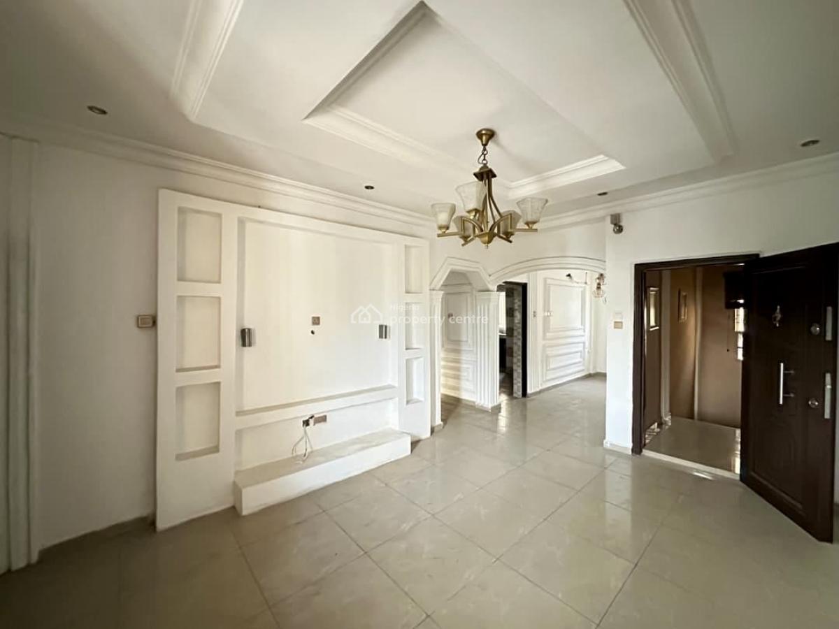 3 Bedroom Apartment (upstairs) Available, Ajah, Lagos, Flat / Apartment for Rent