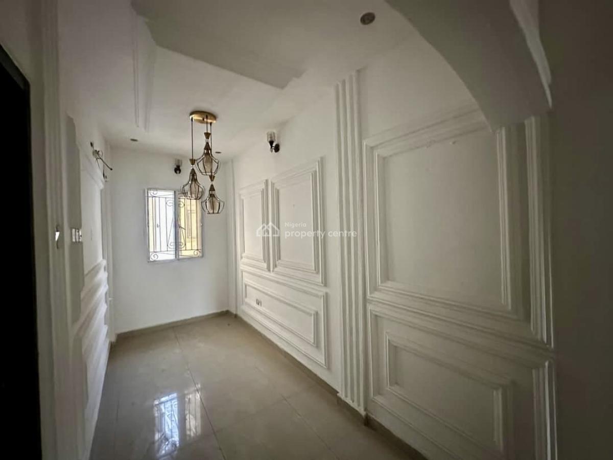 3 Bedroom Apartment (upstairs) Available, Ajah, Lagos, Flat / Apartment for Rent