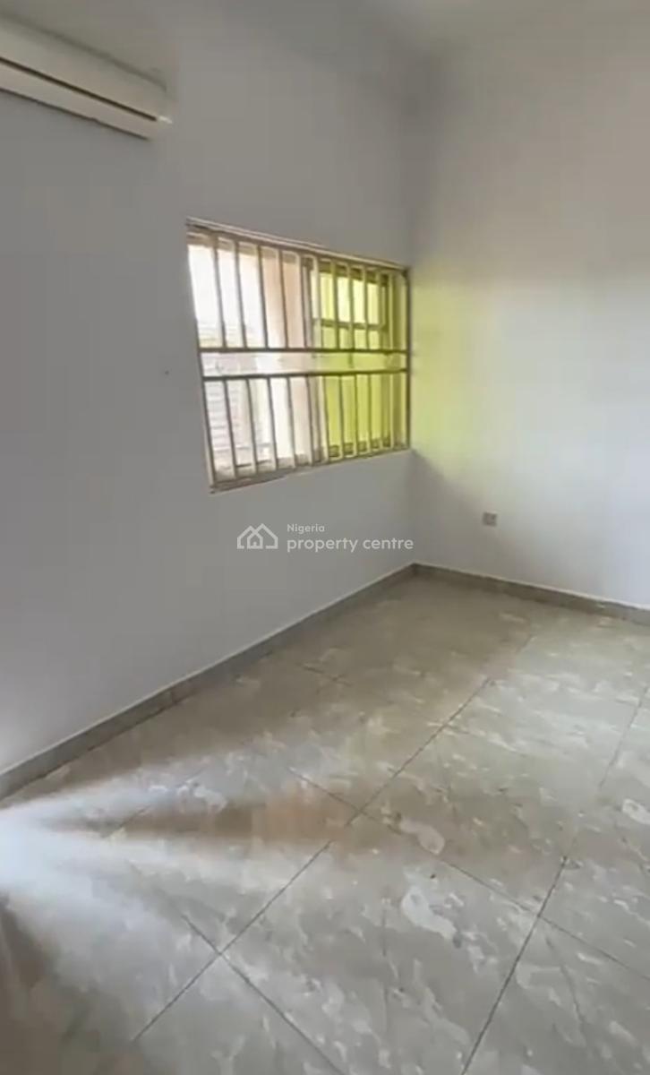 Serviced  Upstairs Mini Flat Apartment with Open Plan Kitchen{ Video}, Bakare Estate, Agungi, Lekki, Lagos, Mini Flat (room and Parlour) for Rent