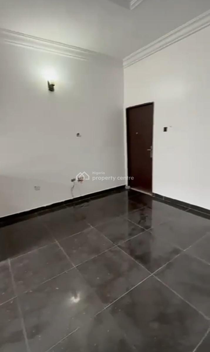 Serviced  Upstairs Mini Flat Apartment with Open Plan Kitchen{ Video}, Bakare Estate, Agungi, Lekki, Lagos, Mini Flat (room and Parlour) for Rent