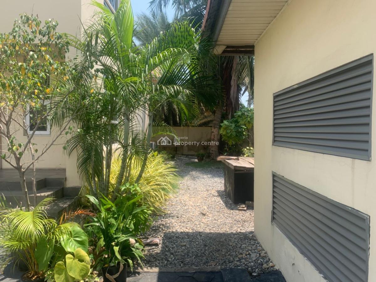 Distressed of a Fully Detached Duplex, Lekki Right, Lekki Phase 1, Lekki, Lagos, Detached Duplex for Sale