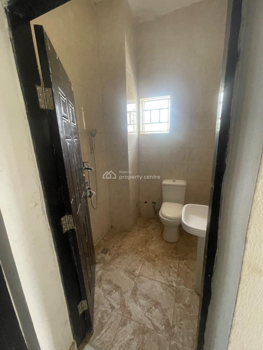 Newly Built 2 Bedroom Apartment, Karmo, Abuja, Flat / Apartment for Rent