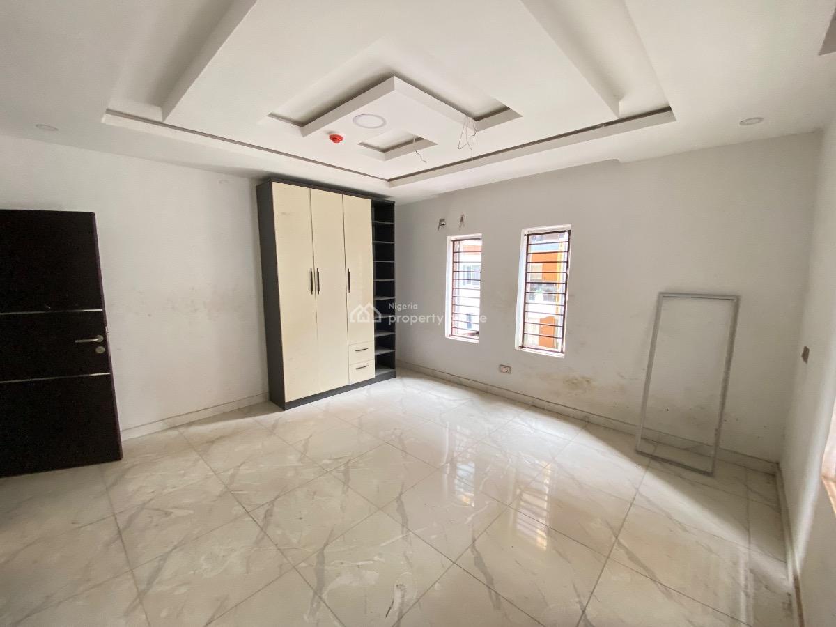 Contemporary 2 Bedroom Apartment with Bq and Swimming Pool, Off Freedom Way, Lekki Phase 1, Lekki, Lagos, Flat / Apartment for Rent