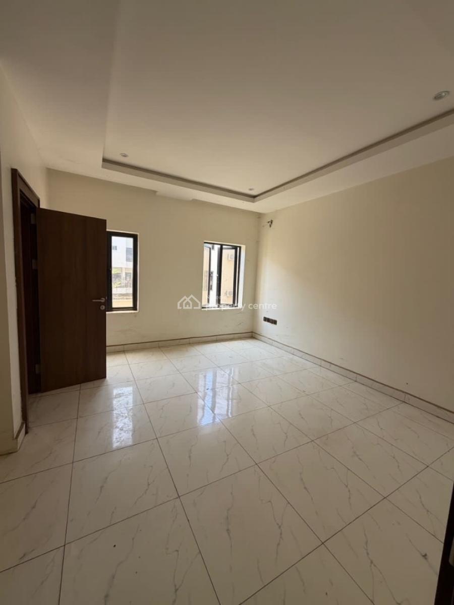 Serviced 3-bedroom Apartment + Bq & Elevator, Jabi, Abuja, Block of Flats for Sale