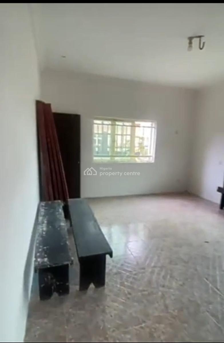 Very Specious 3bed Room Flat, Sholuyi, Gbagada, Lagos, Flat / Apartment for Rent
