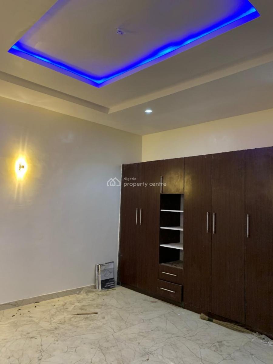 Luxury 4bedroom Semi-detached Duplex in a Serene Estate, Creek Avenue Court, Ikota, Lekki, Lagos, Semi-detached Duplex for Sale