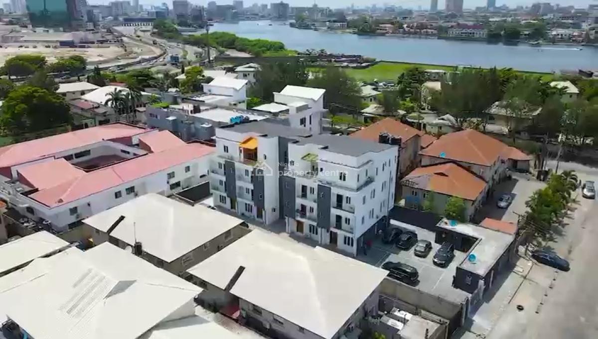 Ultra Modern  3bedroom Pent Apartment with Spacious Terrace Sit-out, Lekki Phase 1, Lekki, Lagos, Flat / Apartment for Rent