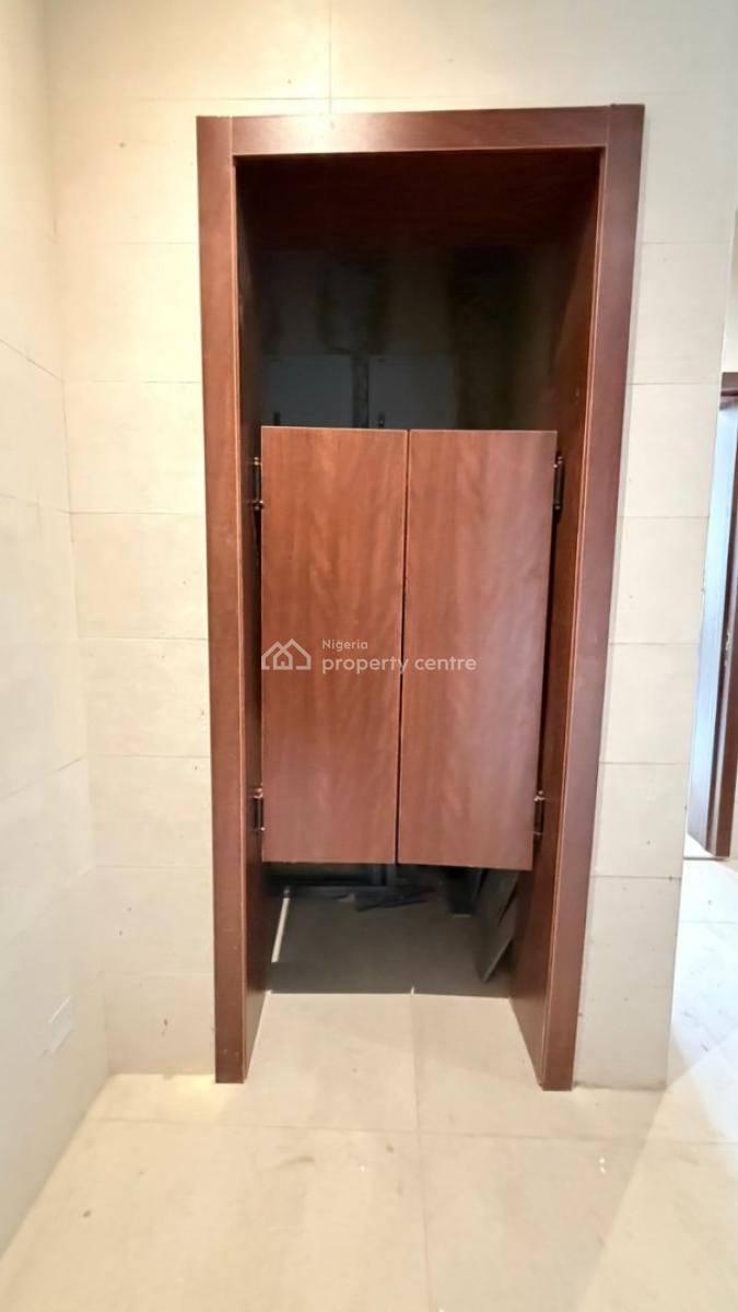 4 Bedrooms (all En Suite) - ️ Spacious Sitting Room - ️ Fitted Kit, Osborne, Ikoyi, Lagos, Terraced Duplex for Sale