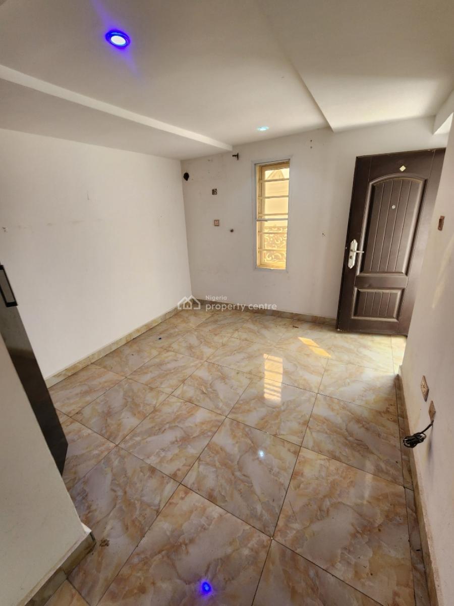 Luxury One Bedroom Block of Flat, News Engineering, Dawaki, Gwarinpa, Abuja, Flat / Apartment for Rent