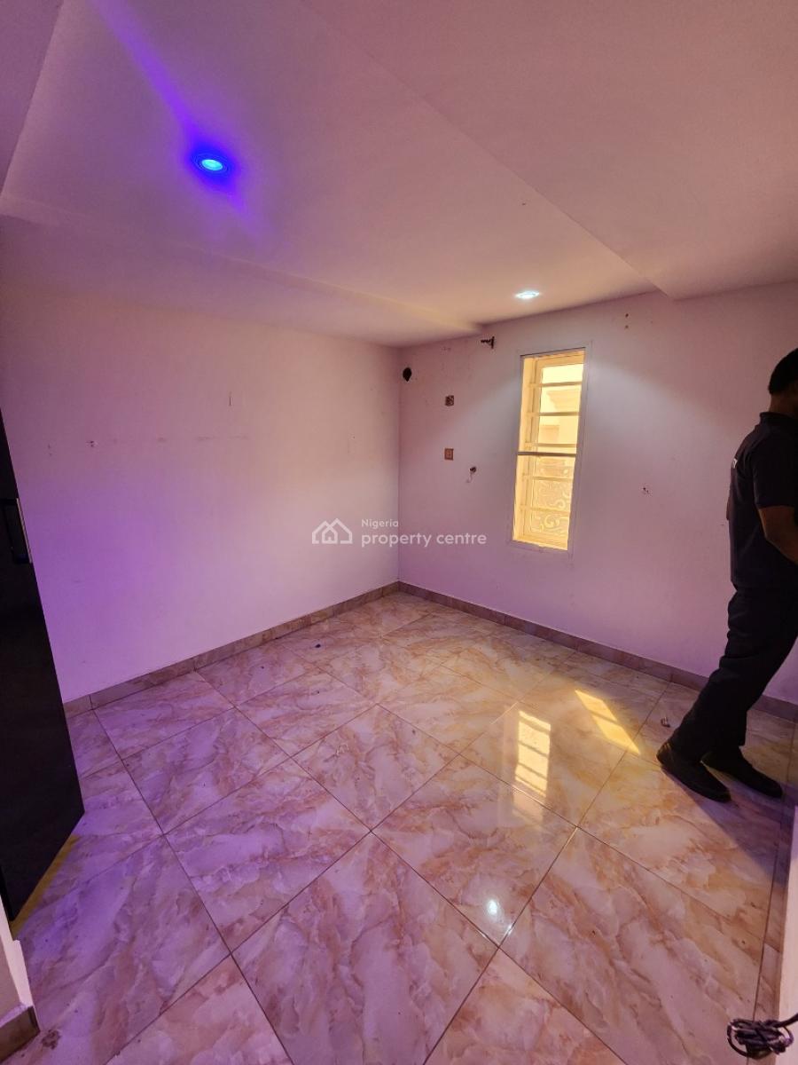 Luxury One Bedroom Block of Flat, News Engineering, Dawaki, Gwarinpa, Abuja, Flat / Apartment for Rent