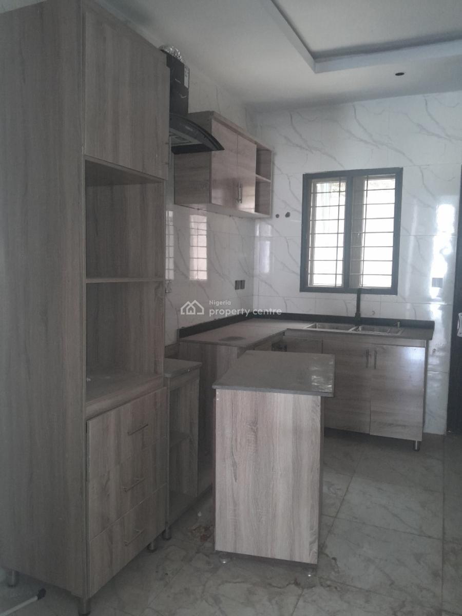 Brand New 4-bedroom Terrace Duplex with Maids Room (bq)  Prime Guzape, After Nnpc, Guzape District, Abuja, Terraced Duplex for Rent