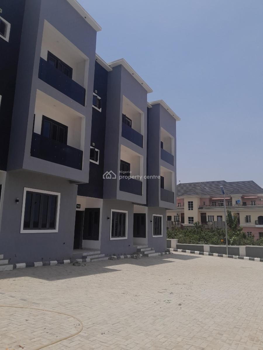 Brand New 4-bedroom Terrace Duplex with Maids Room (bq) -- Prime Guzape, Close to Hmedix, Guzape District, Abuja, Terraced Duplex for Sale