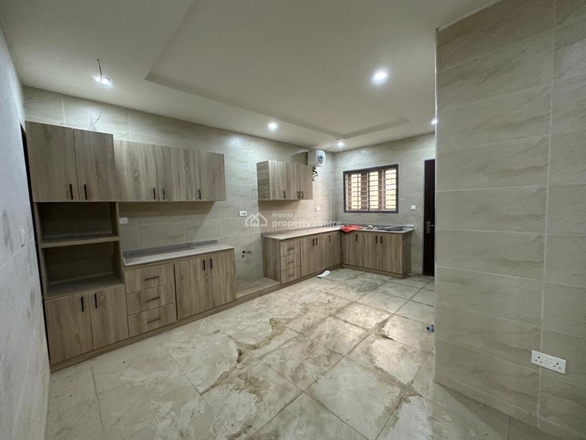 Standard 4 Bedroom Terrace Duplex with 1 Room Bq, Maitama District, Abuja, Terraced Duplex for Rent