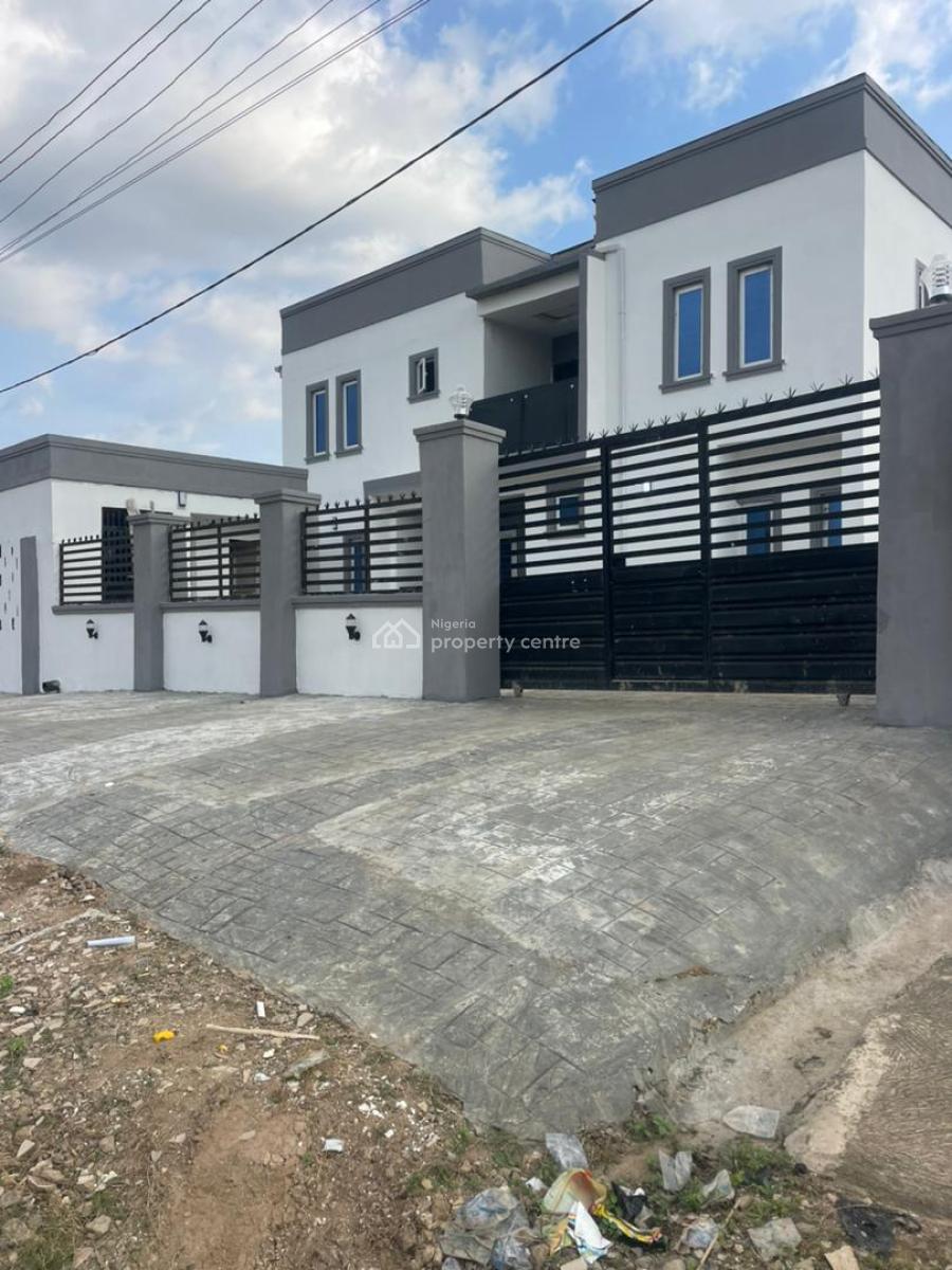 Block of Flats 3units of 3 Bedrooms and 2 Bedrooms, Aare Oluyole Estate, Ibadan, Oyo, Block of Flats for Sale