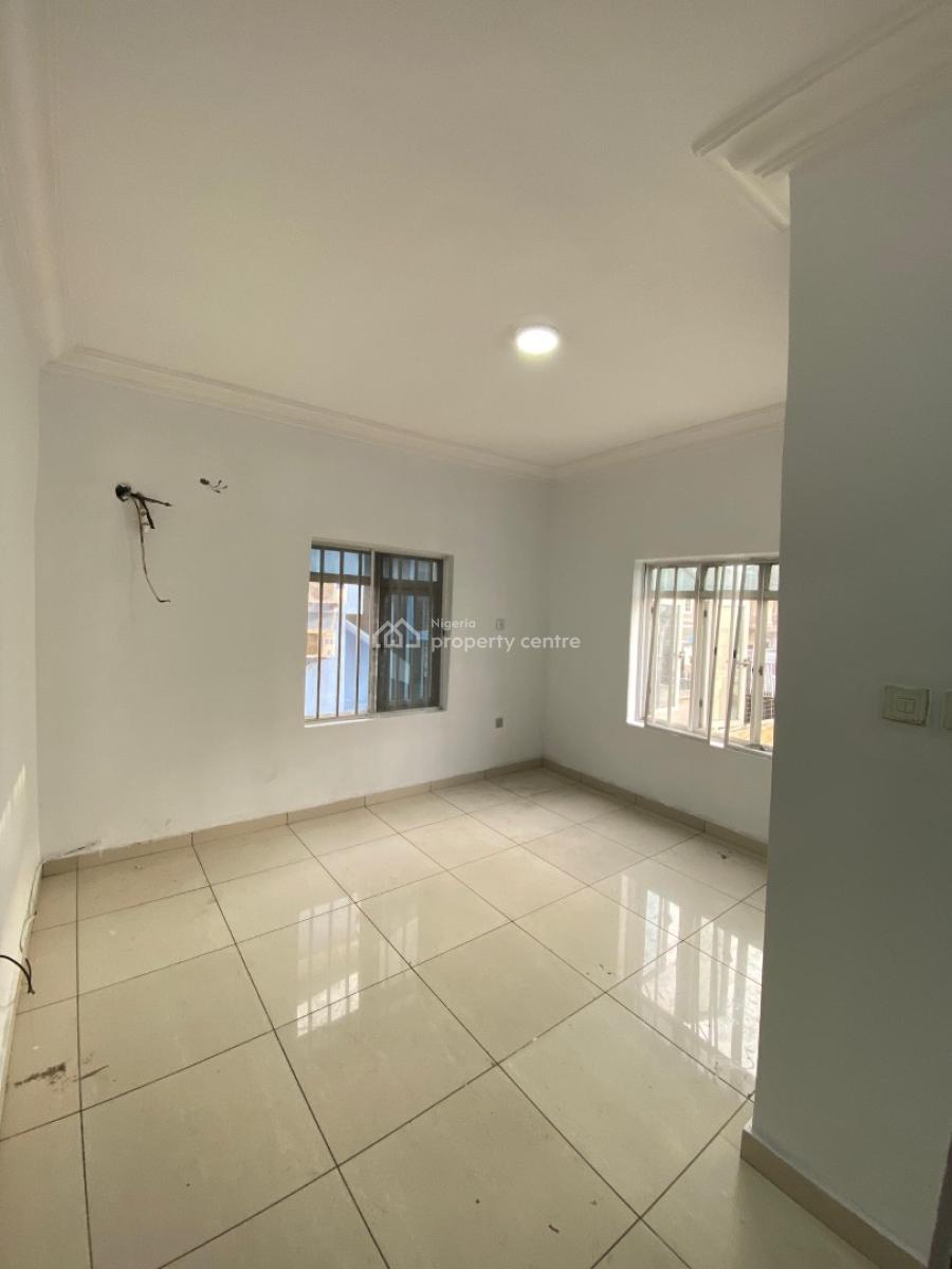 Luxury 2bedroom Apartment (upstairs), Chevron Drive Lekki Lagos, Lekki, Lagos, Flat / Apartment for Rent