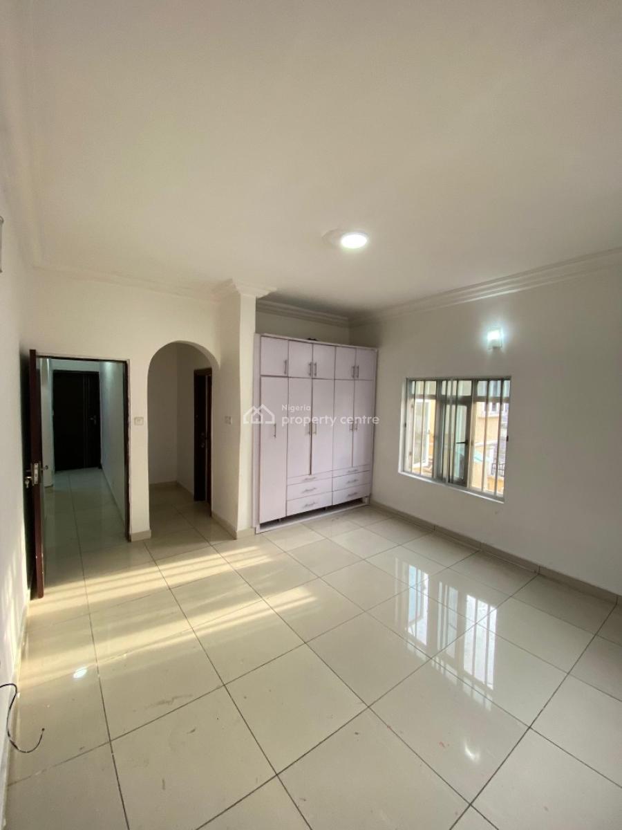Luxury 2bedroom Apartment (upstairs), Chevron Drive Lekki Lagos, Lekki, Lagos, Flat / Apartment for Rent