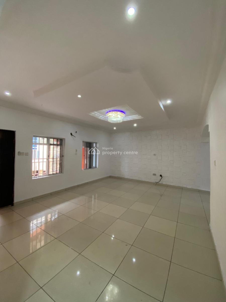 Luxury 2bedroom Apartment (upstairs), Chevron Drive Lekki Lagos, Lekki, Lagos, Flat / Apartment for Rent
