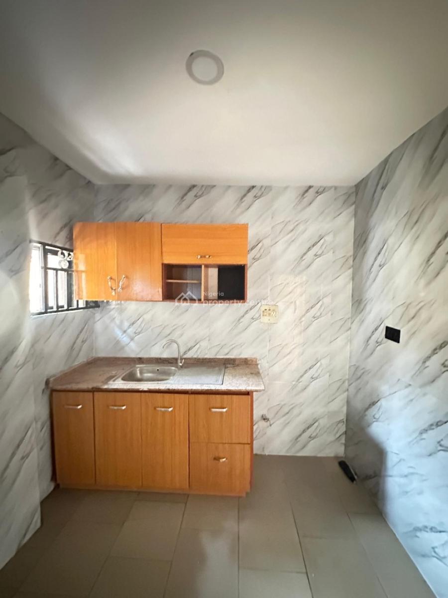 2 Bedroom Apartment, Lekki Phase 1, Lekki, Lagos, Flat / Apartment for Rent
