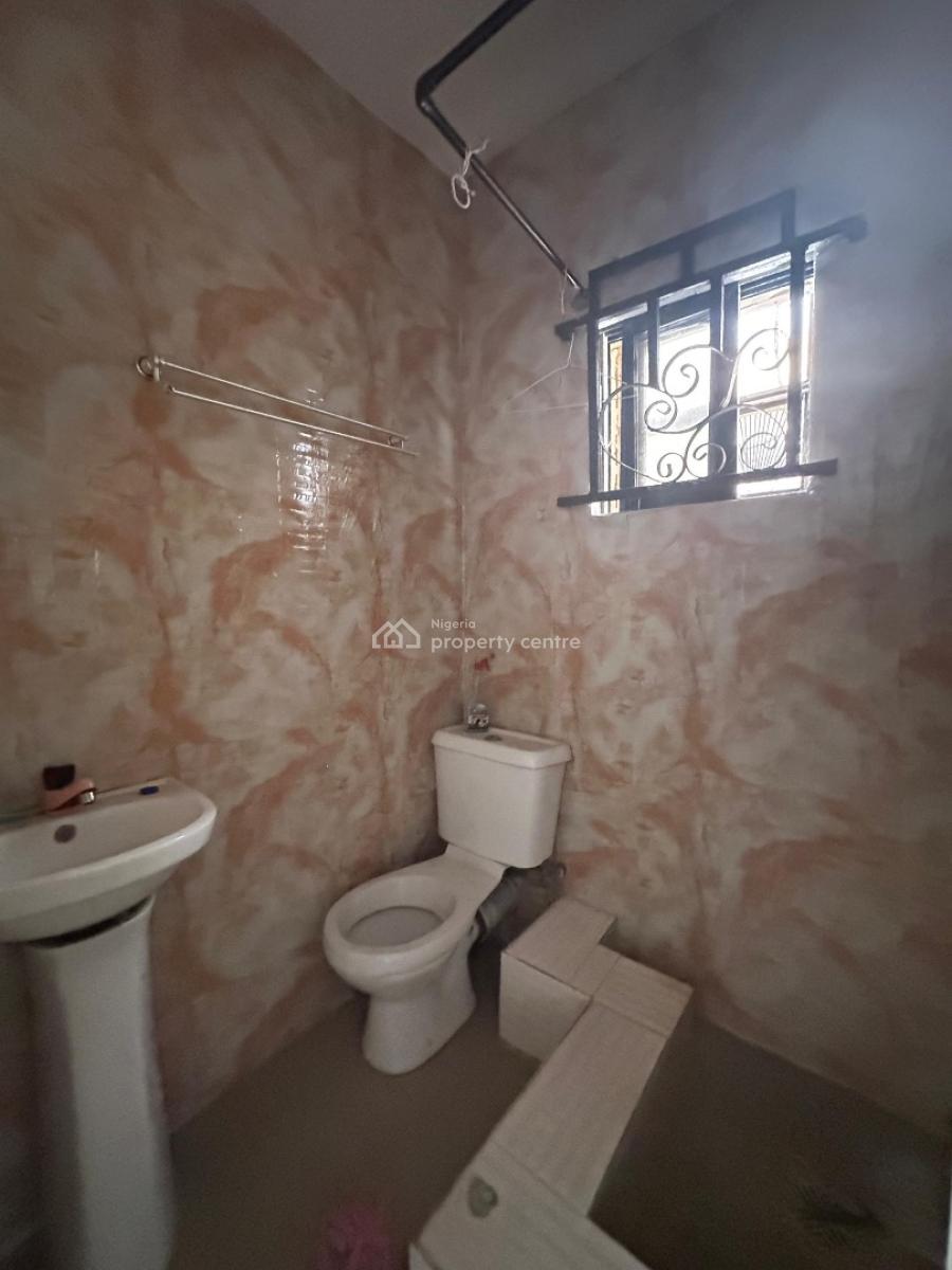 2 Bedroom Apartment, Lekki Phase 1, Lekki, Lagos, Flat / Apartment for Rent