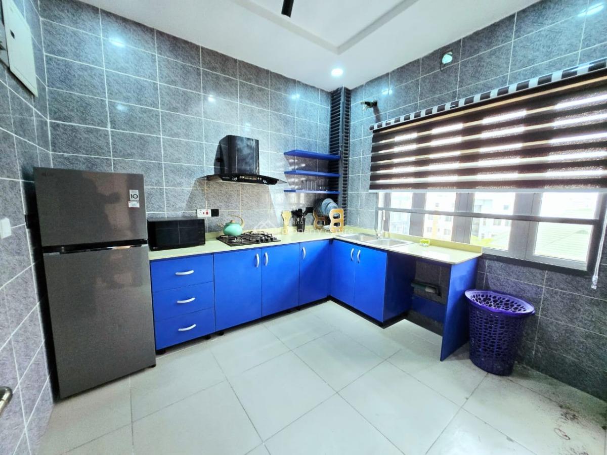 a Serviced and Fully Furnished 2 Bedroom Apartment with an Elevator, Lekki Right, Lekki Phase 1, Lekki, Lagos, Flat / Apartment for Rent
