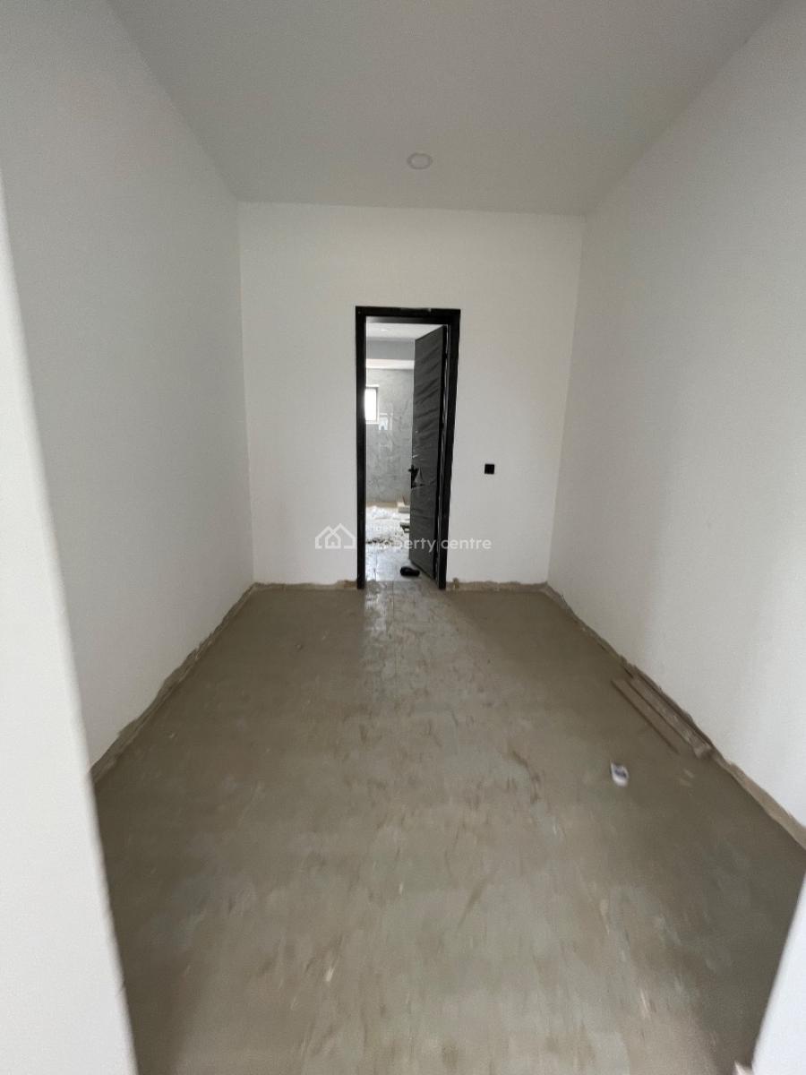 6-bedroom Semidetached with a Room Bq, Maitama District, Abuja, Semi-detached Duplex for Rent