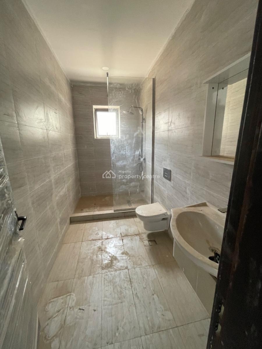 6-bedroom Semidetached with a Room Bq, Maitama District, Abuja, Semi-detached Duplex for Rent