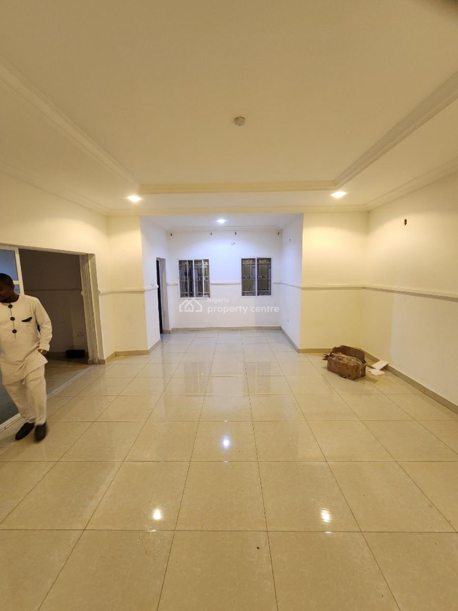 Luxury Two Bedroom Block of Flat, Close to Living Faith Church, Dawaki, Gwarinpa, Abuja, Flat / Apartment for Rent