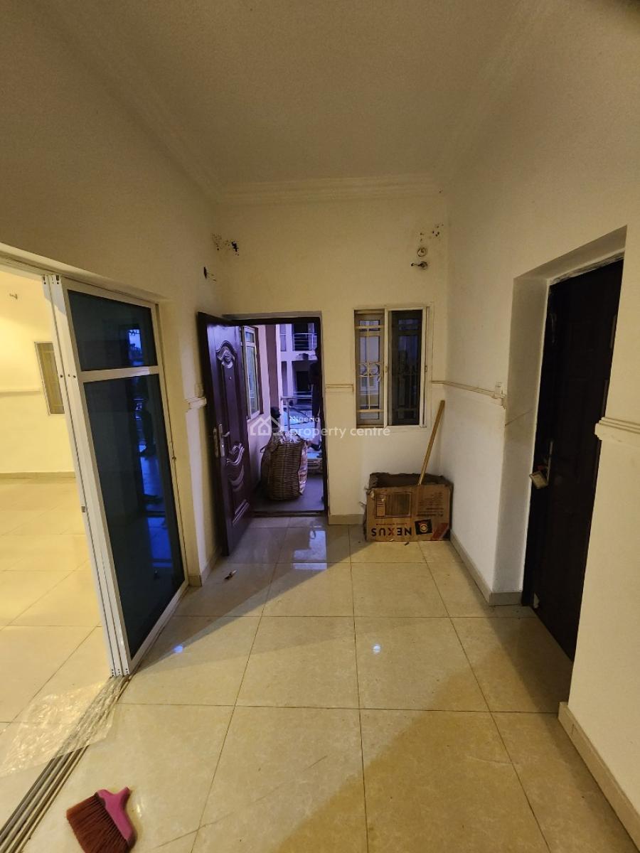 Luxury Two Bedroom Block of Flat, Close to Living Faith Church, Dawaki, Gwarinpa, Abuja, Flat / Apartment for Rent