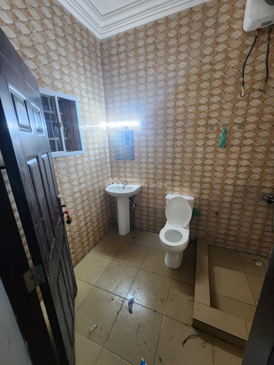 Luxury Two Bedroom Block of Flat, Close to Living Faith Church, Dawaki, Gwarinpa, Abuja, Flat / Apartment for Rent