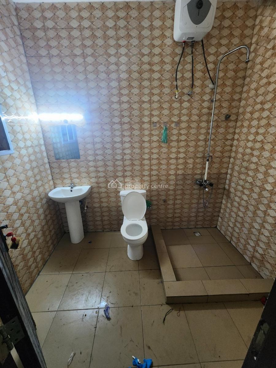 Luxury Two Bedroom Block of Flat, Close to Living Faith Church, Dawaki, Gwarinpa, Abuja, Flat / Apartment for Rent