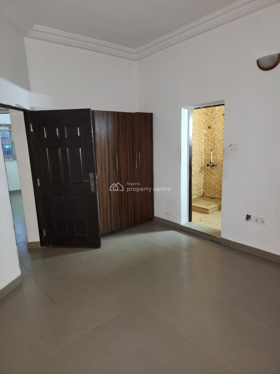 Luxury Two Bedroom Block of Flat, Close to Living Faith Church, Dawaki, Gwarinpa, Abuja, Flat / Apartment for Rent