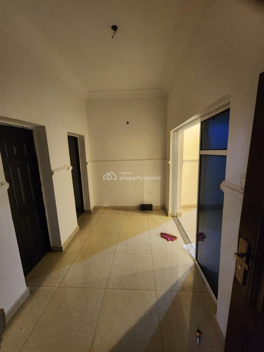 Luxury Two Bedroom Block of Flat, Close to Living Faith Church, Dawaki, Gwarinpa, Abuja, Flat / Apartment for Rent