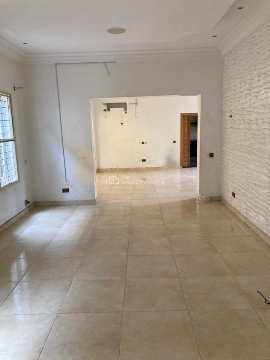 5 Bedroom Semi Detached House with Bq in Lekki Phase 1 for 650m, Lekki Phase 1, Lekki, Lagos, Detached Duplex for Sale