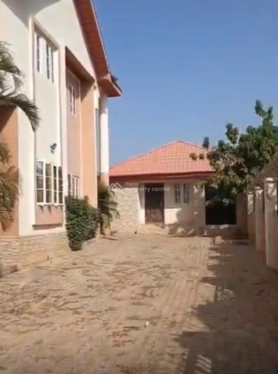 Beautiful 4 Bedroom Duplex with Bq, Sunshine Homes Estate, Lokogoma District, Abuja, Detached Duplex for Sale