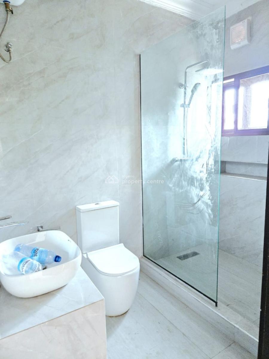 Luxury 3 Bedroom Apartments with Bq, Lekki Phase 1, Lekki, Lagos, Flat / Apartment for Rent