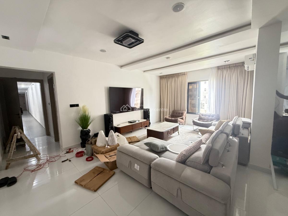 Furnished 3 Bedroom Flat with Swimming Pool and Gym for Distress, Freedom Way, Lekki Phase 1, Lekki, Lagos, Block of Flats for Sale