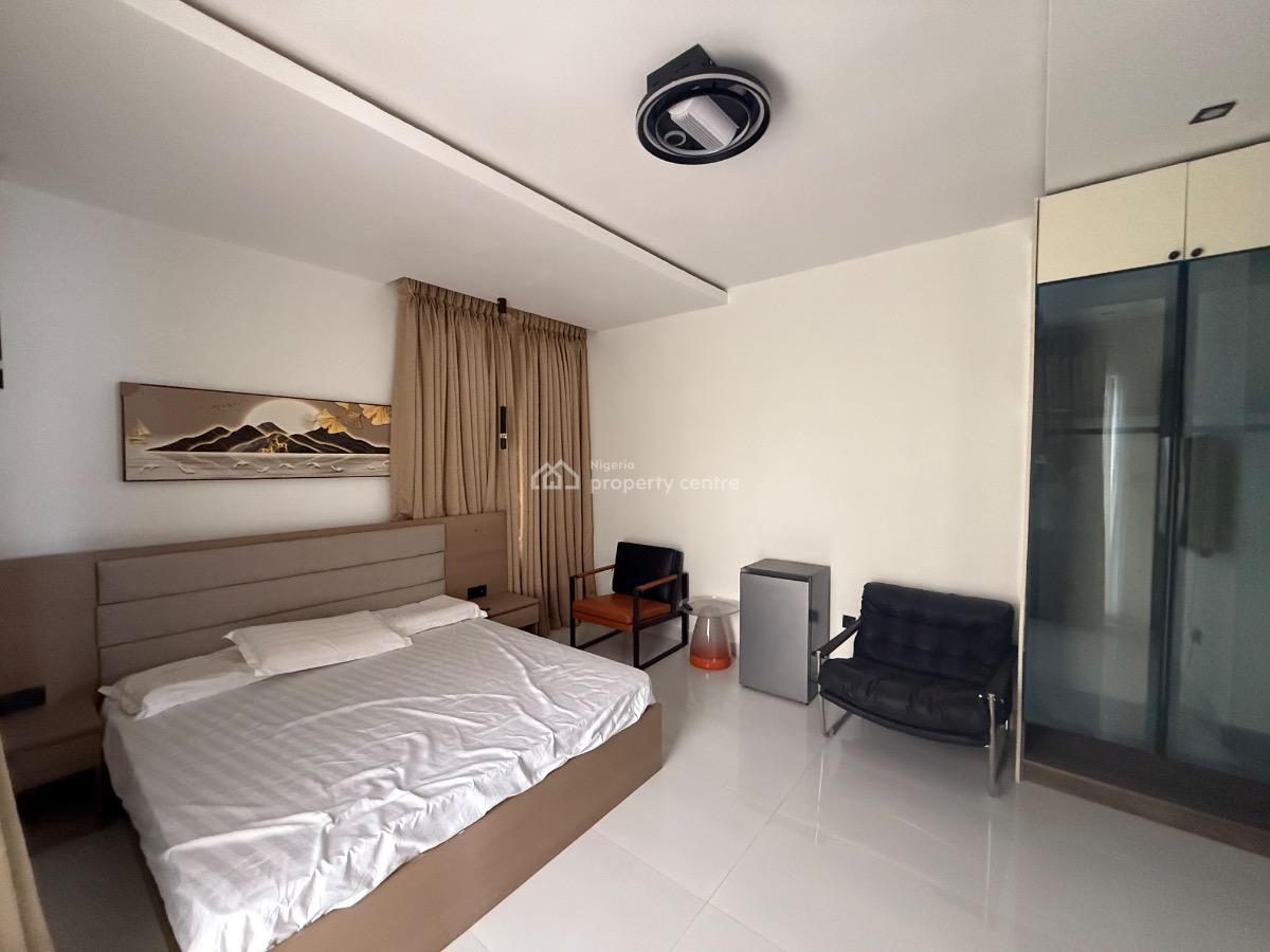 Furnished 3 Bedroom Flat with Swimming Pool and Gym for Distress, Freedom Way, Lekki Phase 1, Lekki, Lagos, Block of Flats for Sale