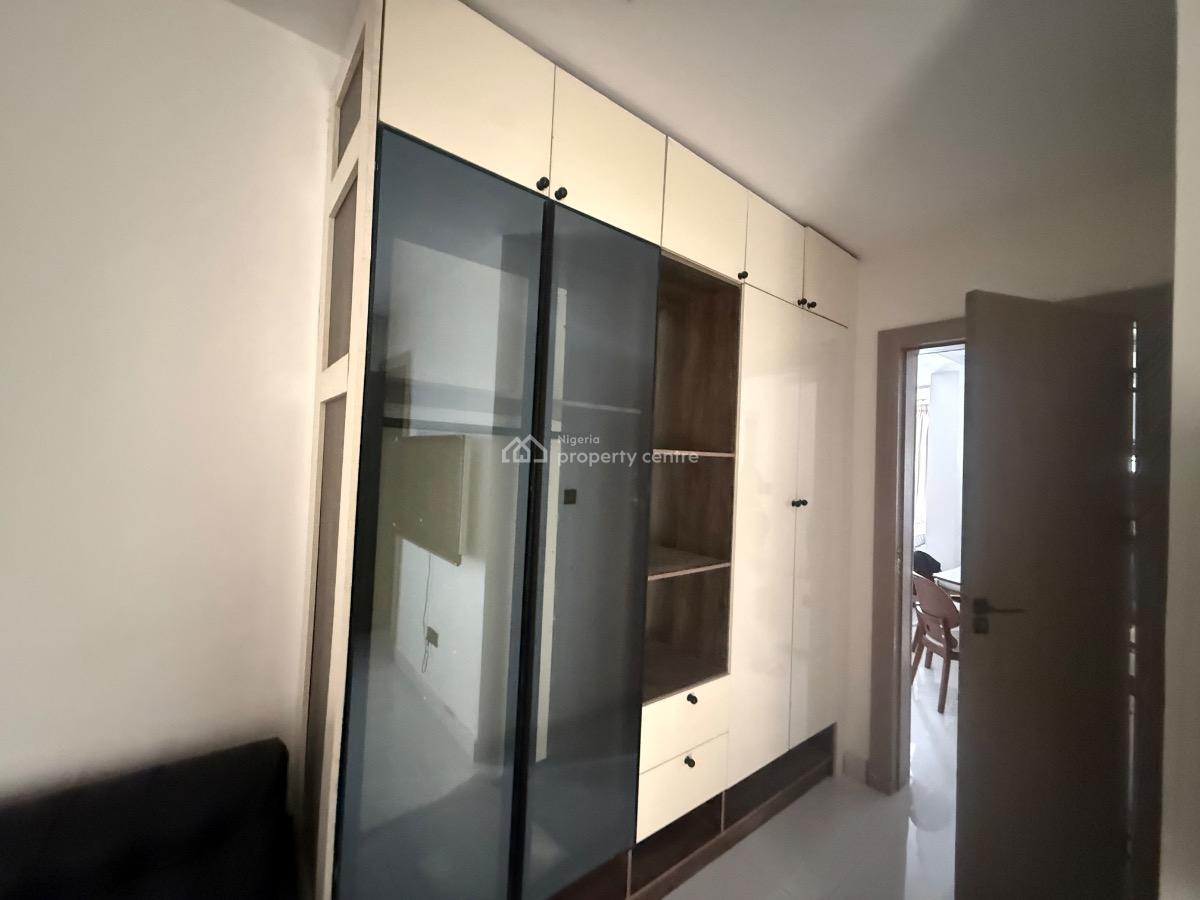 Furnished 3 Bedroom Flat with Swimming Pool and Gym for Distress, Freedom Way, Lekki Phase 1, Lekki, Lagos, Block of Flats for Sale