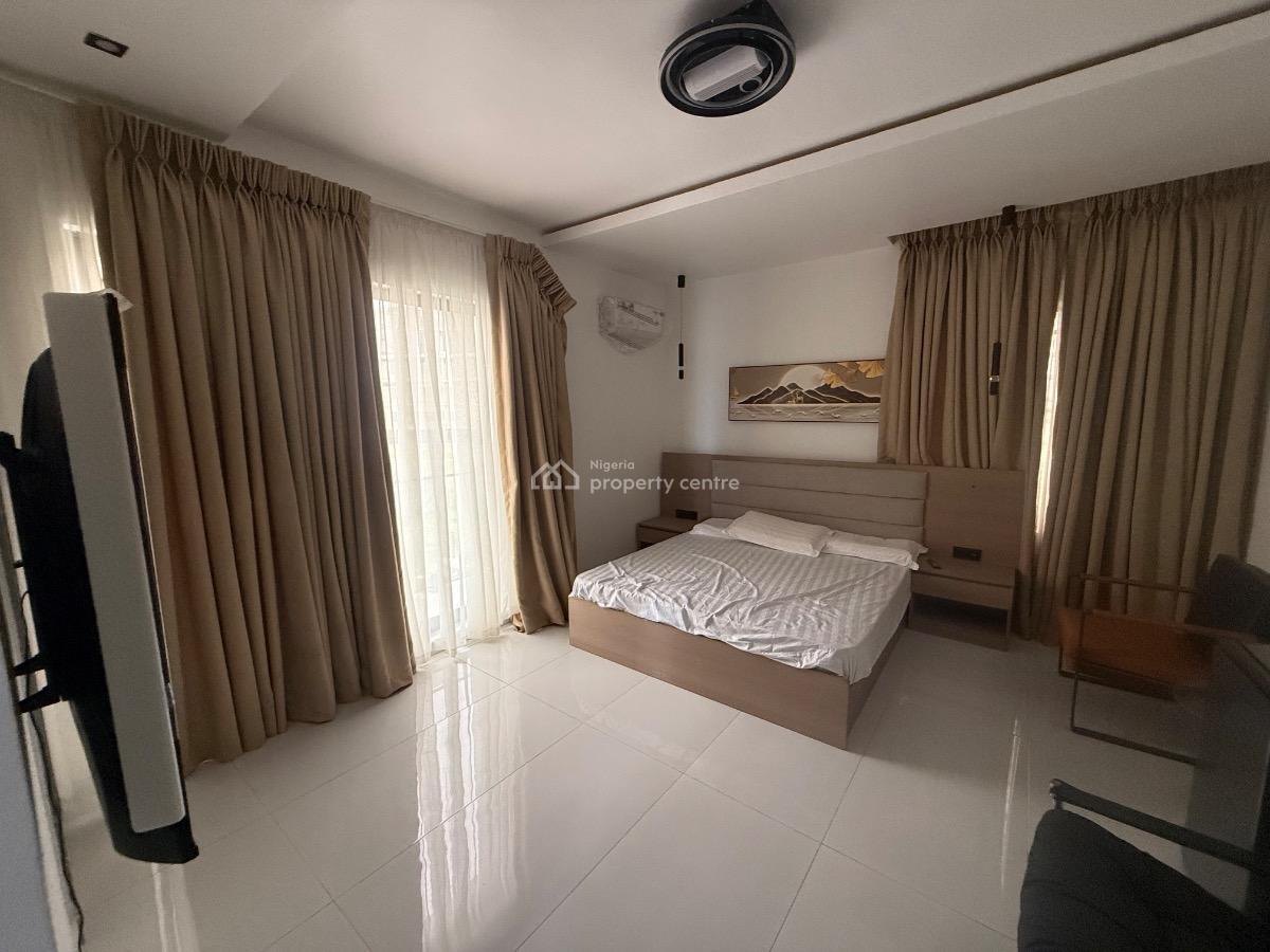 Furnished 3 Bedroom Flat with Swimming Pool and Gym for Distress, Freedom Way, Lekki Phase 1, Lekki, Lagos, Block of Flats for Sale